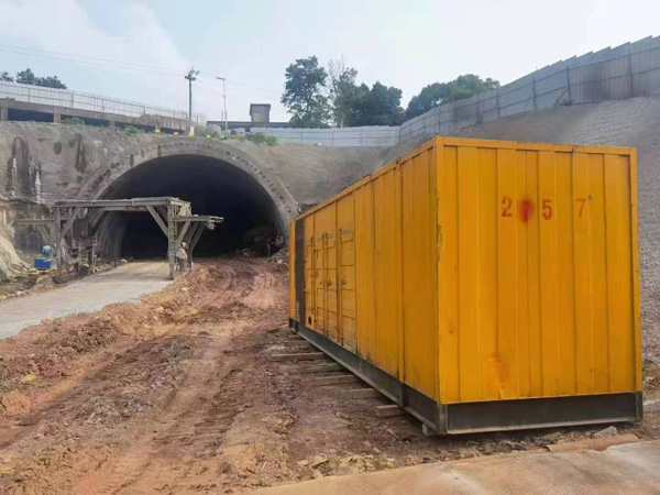 乡宁发电机出租自启装置的工作原理是什么?